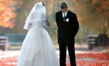 Количество браков в Днепропетровской области напрямую зависит от високосных лет и времени года