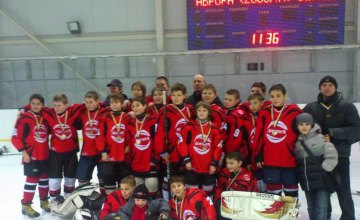 Юные днепровские хоккеисты стали лучшими в Украине