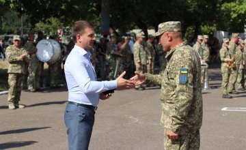 Глеб Пригунов поблагодарил военных 17 отдельной танковой бригады от всех жителей области