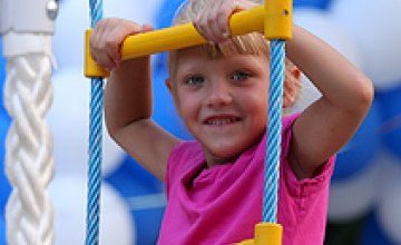 В 2011 году ПР на Днепропетровщине открыла 258 детских площадок