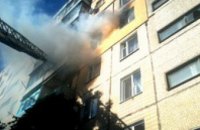 В Кривом Роге пожарные спасли из горящей многоэтажки 4 человека, в том числе ребенка