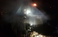 В Днепре на пожаре в частном доме погиб мужчина (ФОТО)
