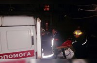 В Каменском при пожаре в квартире спасатели вынесли из огня мужчину