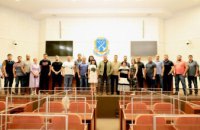 Безкоштовні мовні курси та україномовний контент для всіх: у Дніпрі затвердили програму лагідної українізації