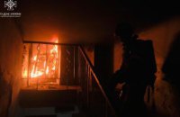 Вночі у Криворізькому районі спалахнула квартира: є постраждалий