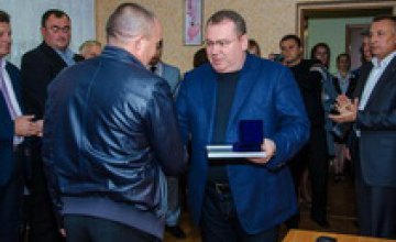 Валентин Резниченко поблагодарил аграриев Межевского района за хороший урожай