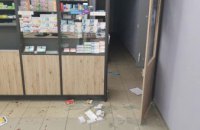 В Кривом Роге пьяный мужчина устроил погром в аптеке 