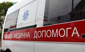 В центре Днепра произошло ДТП со скорой помощью, которая спешила на вызов: есть пострадавшие