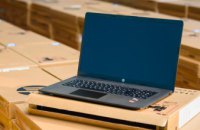 Вчителі Дніпропетровщини отримали понад 1,5 тис ноутбуків