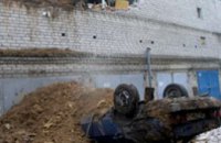 Оползень в Днепропетровске: засыпано 27 гаражей и мебельный склад, уничтожен подземный водопровод