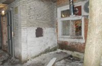 В Сумской области мужчина застрял в оконной решетке магазина, который хотел ограбить (ФОТО)