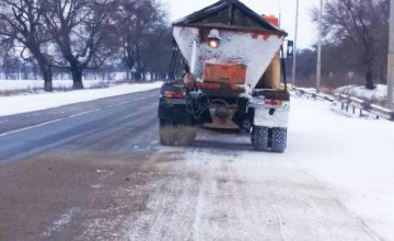 На Днепропетровщине снова пошел снег: работает 87 единиц спецтехники