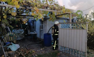 Под Днепром сгорел дачный дом: есть погибшие