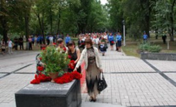  В Днепропетровске почтили память погибших милиционеров 