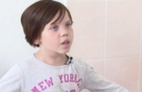 11-летняя жительница Днепропетровщины, которую бросили родители, уже 5 лет живет в больнице в Киеве (ВИДЕО)