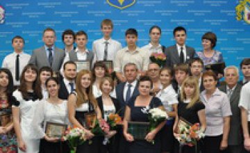 В Днепропетровской области наградили ученых региона