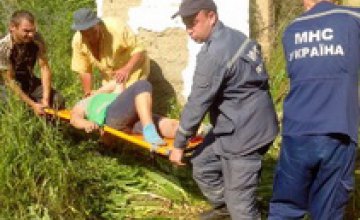 В Днепропетровской области пожарные спасли упавшую в колодец женщину