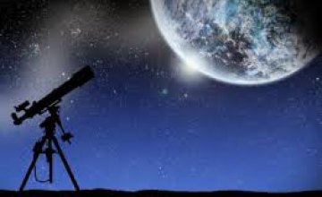 Астрономы приглашают днепропетровцев бесплатно понаблюдать за Юпитером, Сатурном и Марсом в центре города