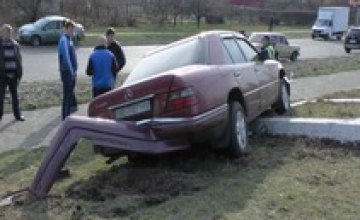  В Днепропетровске KIA столкнулся с Mercedes-Benz (ФОТО)