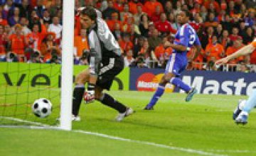 Сборная Нидерландов уже в 1/4 финала Евро-2008