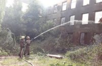 На Днепропетровщине сгорело 3-этажное здание