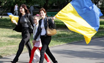 Гимн Украины зазвучит на 14-ти языках мира 
