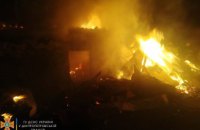 У Павлограді загорівся приватний будинок: обгоріло 120 кв.м (ВІДЕО)