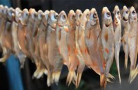 ​На Днепропетровщине зарегистрирован  летальный случай от ботулизма: 58-летняя жительница Кривого Рога съела рыбу собственного приготовления