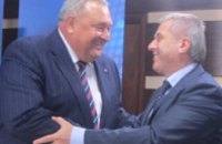 Леонид Костюченко поддержал на выборах Анатолия Крупского