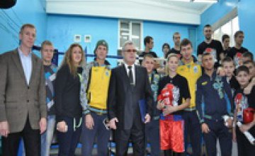 Украинские боксеры-олимпийцы встретились со студентами Днепропетровска