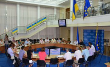 Общественность и политические эксперты обсудили новый закон «О местных выборах»