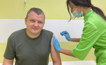 Вакцинировался и другим советует: председатель облсовета о коллективном иммунитете