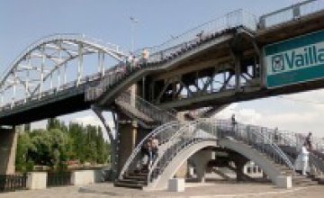 Сотрудники МЧС получили сигнал о минировании… моста
