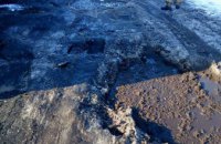 Дорога «Днепр – Никополь» превратилась в ледяной каток с глубокими ямами (ФОТО)