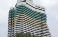 В 2012 году строительство гостиницы «Парус» должно возобновиться