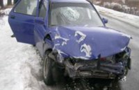  В Днепропетровске в аварию попали две легковушки (ФОТО)