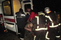 На Днепропетровщине из горящей квартиры вытащили мужчину (ФОТО)