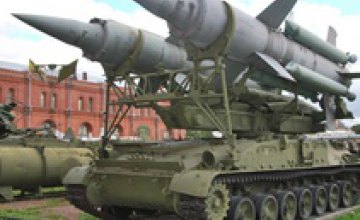 Украина и Индия подписали контракт на разработку зенитно-артиллерийского ракетного комплекса