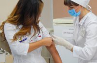 ​Сотрудников больницы им. Мечникова вакцинировали от гриппа (ФОТОРЕПОРТАЖ)