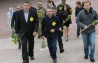 Правоохранители не пропускали делегацию УКРОПа для возложения цветов в Бабьем Яру, - Корбан