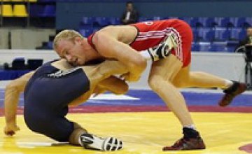 Украинский борец завоевал золотую медаль на чемпионате Европы