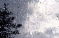 В Днепре объявлено штормовое предупреждение: сильный ветер и дождь