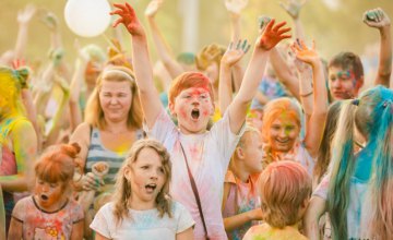 В Приднепровске пройдет фестиваль красок и розыгрыш iPhone