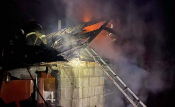 Спасатели Каменского района ликвидировали возгорание в хозпостройке частного сектора