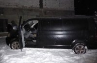 В Киеве на остановке общественного транспорта  неизвестные похитили человека (ФОТО)