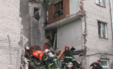 ПриватБанк собирает средства пострадавшим жителям разрушенного дома в Луцке