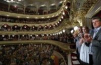 В оперном театре для детей показали новогодний спектакль «Кот Айпод и Новый год»