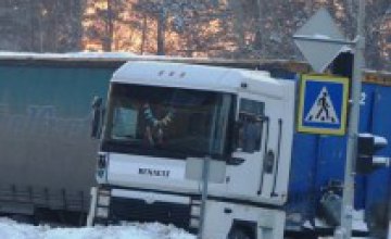 В Днепропетровской области за прошедшие сутки освобождено из снежных заносов 632 ед. транспортных средств, - ГС ЧС