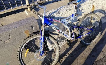 В Днепре мужчина украл велосипед (ФОТО)