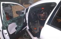 В Днепре мужчина ограбил автомобиль прямо в гараже (ФОТО)
